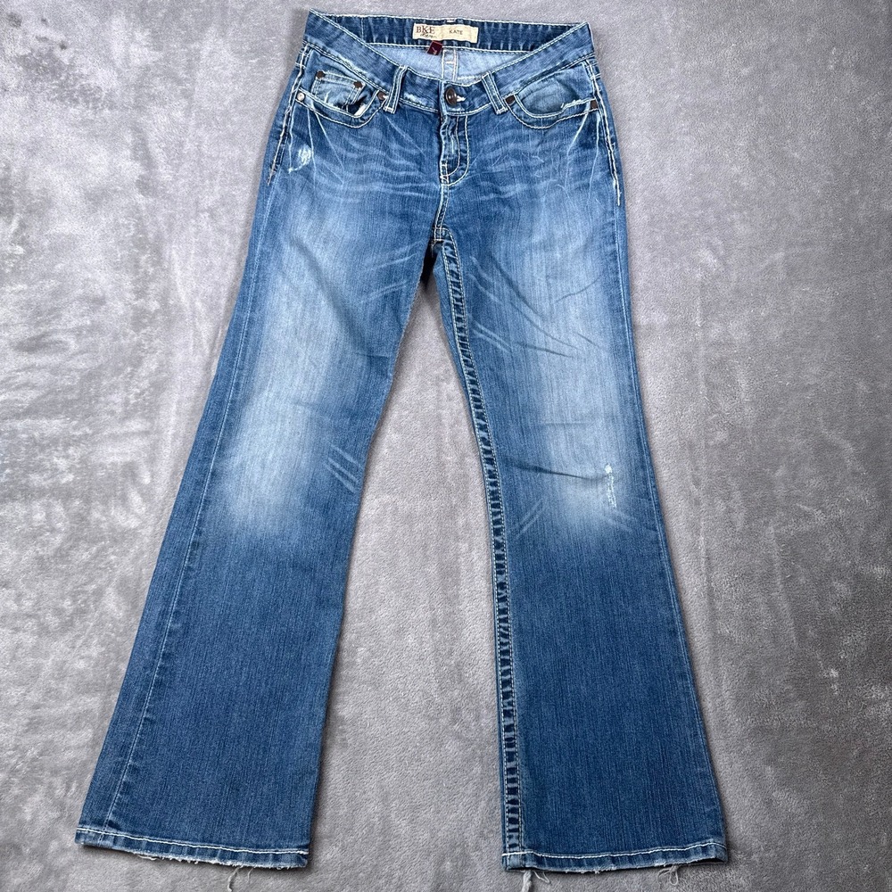 Buckle BKE Kate Jeans Women 27 Blue Bootcut Flare Stretch Distressed Denim